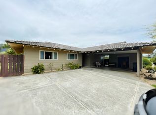 682 Akoakoa St, Kailua, HI 96734