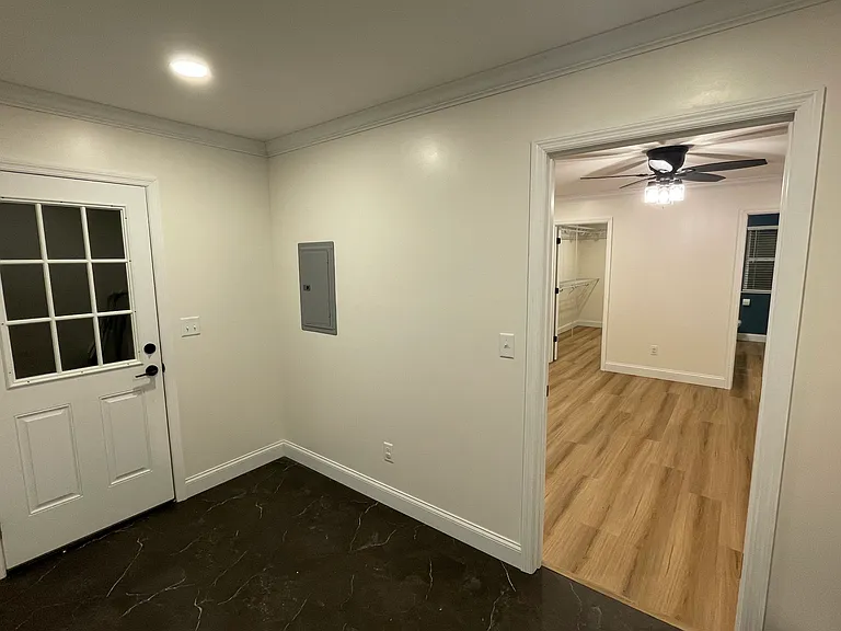 1341 Cloverdale Cir — Photo 15
