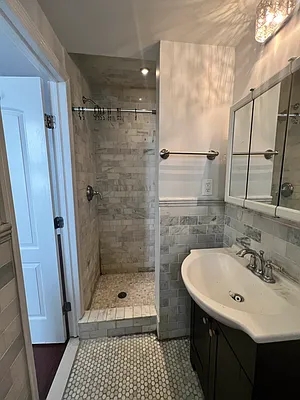 Rented by Heller Organization | media 21