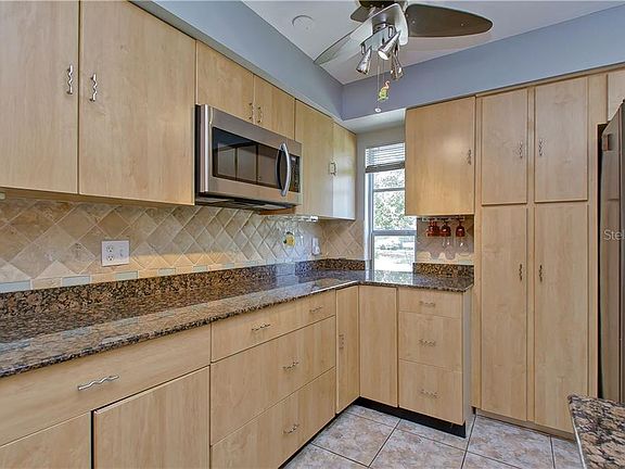 4th image of 13315 Beaumont Ct