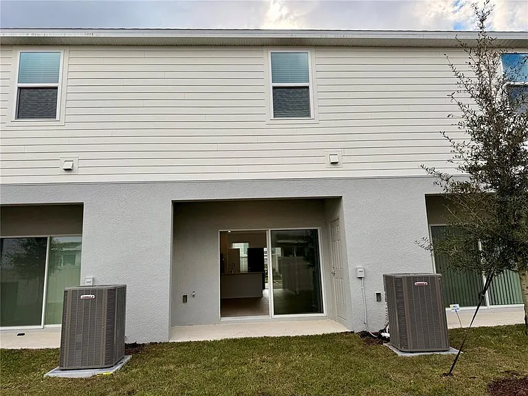 2996 Skyline Loop — Photo 8