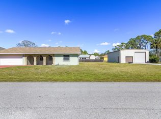 525 Escarole St SE, Palm Bay, FL 32909
