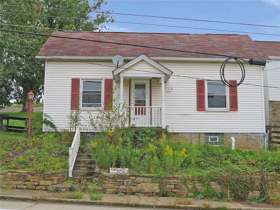 1st image of 2795 Main St