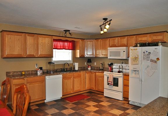2nd image of 12077 Hidden Meadow Ln