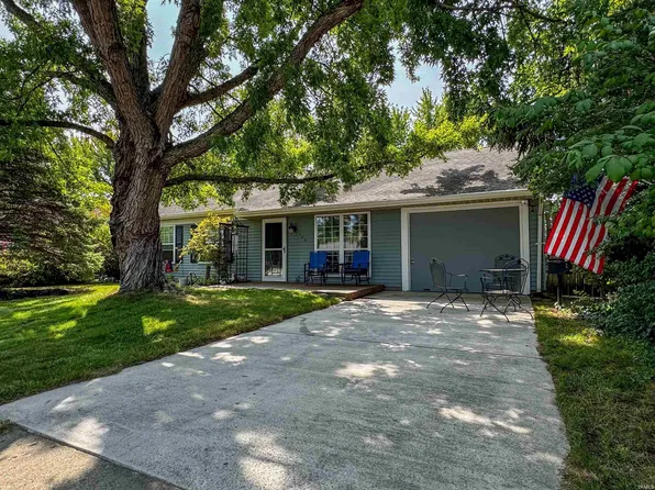 729 Turkey Run Ct, Dayton, IN 47941