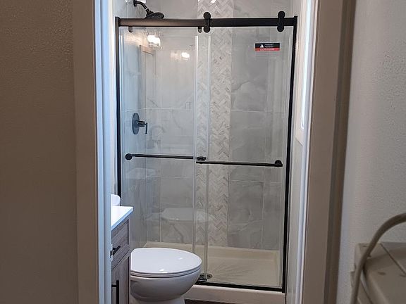 Masters bathroom new