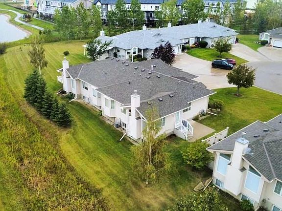 2nd image of 923 E Nativity Bay