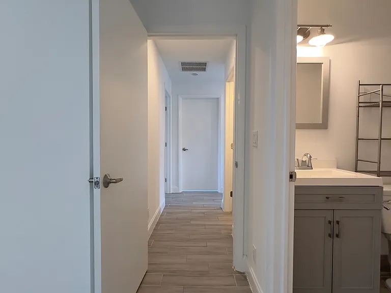 5116 Arbor Glen Cir — Photo 12
