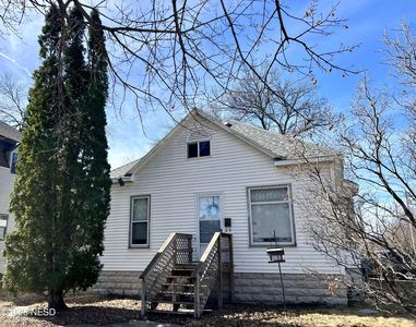 601 S Maple, Watertown, SD, 57201