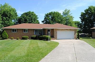 1st image of 5769 Darrow Dr