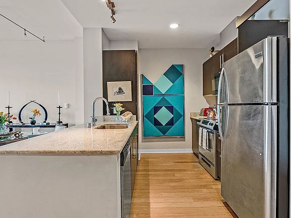 2nd image of 55 Page St APT 815