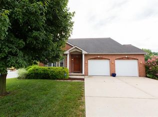 552 Bluestone Ct, Mascoutah, IL 62258