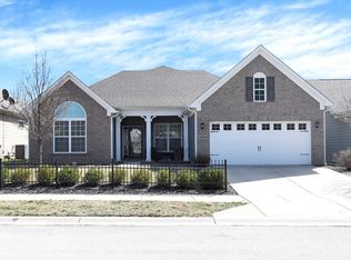 11899 Avedon Dr, Zionsville, IN 46077