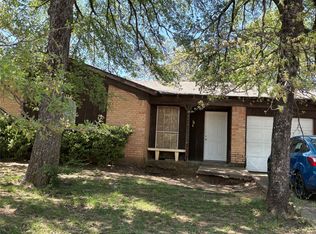 6720 Trailwood Dr, Forest Hill, TX 76140