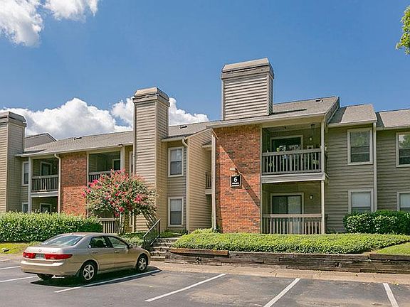 2nd image of 100 Brentwood Pl #602