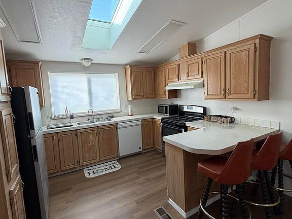 3rd image of 112 McCoy Ln