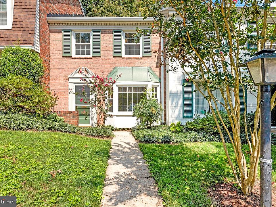 1st image of 788 Azalea Dr Unit 15