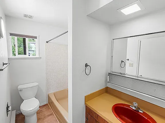 3226 W 4th Ave #B — Photo 9