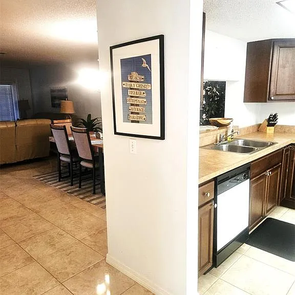 307 Pine Hollow Cir #307 — Photo 39