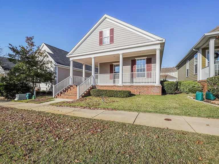 3316 Calumet Dr — Photo 3