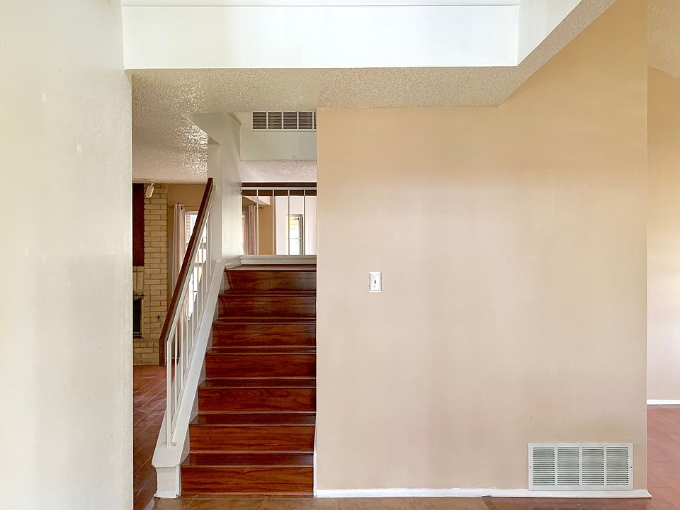 1st image of 8367 Echo Willow Dr