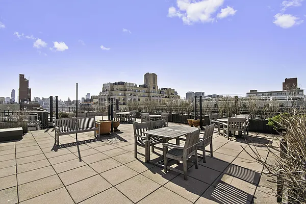 Sold by Compass | media 6