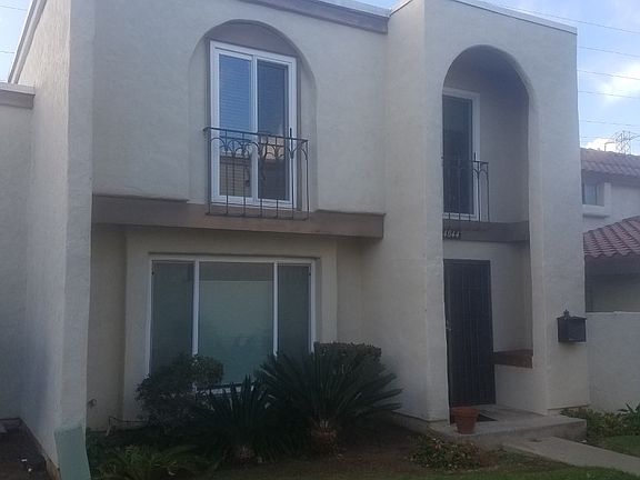 3rd image of 4044 Mount Acadia Blvd