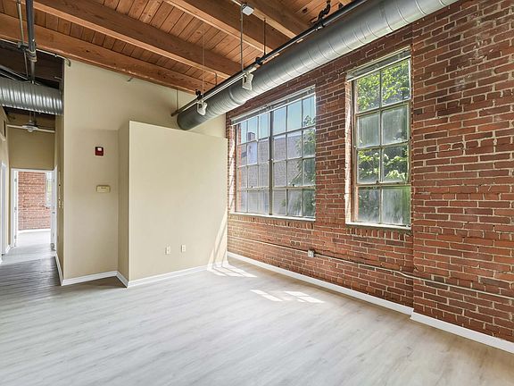 5th image of 3307 Scranton Rd APT 207