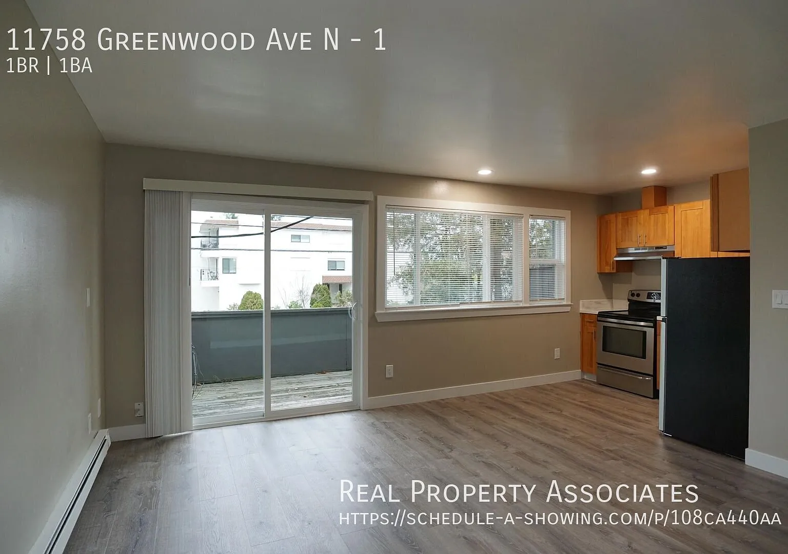 11758 Greenwood Ave N — Photo 2
