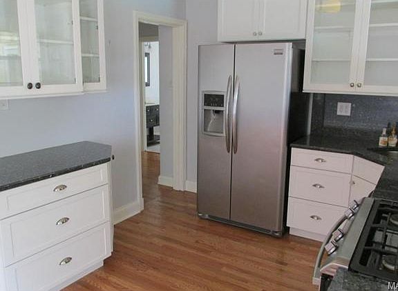 5th image of 27 Waverton Dr