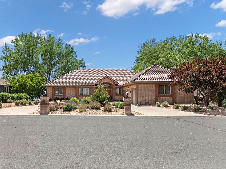 1st image of 3957 Valley Oak Dr