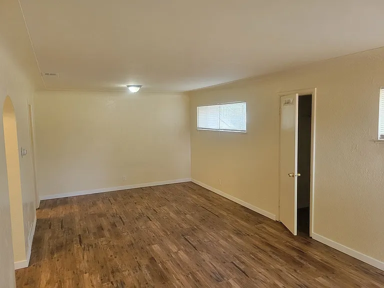 9996 Montview Blvd — Photo 8