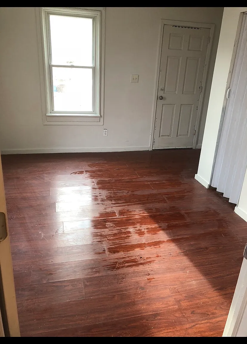 3 bed, 1100 sqft, $1,500 — Photo 3