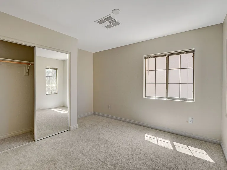 10649 Tuckermans Ave — Photo 34