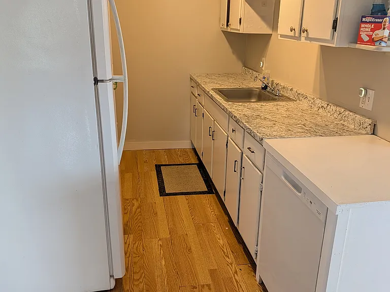 119 Lafayette St #2 — Photo 10