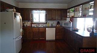 2nd image of 10 Jaymar Dr