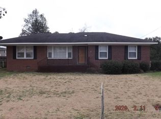 1114 E Washington St, Dillon, SC 29536