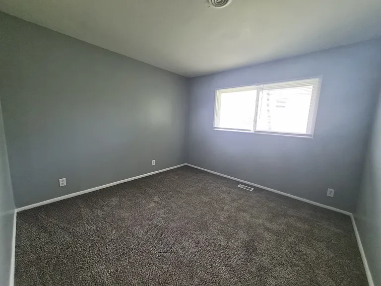 3921 Malibu Dr — Photo 15