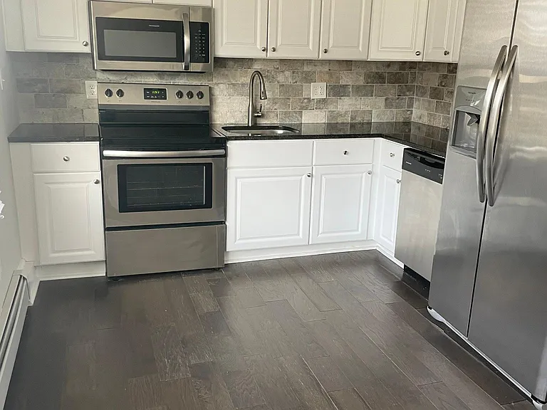 1 Keystone Ln — Photo 8