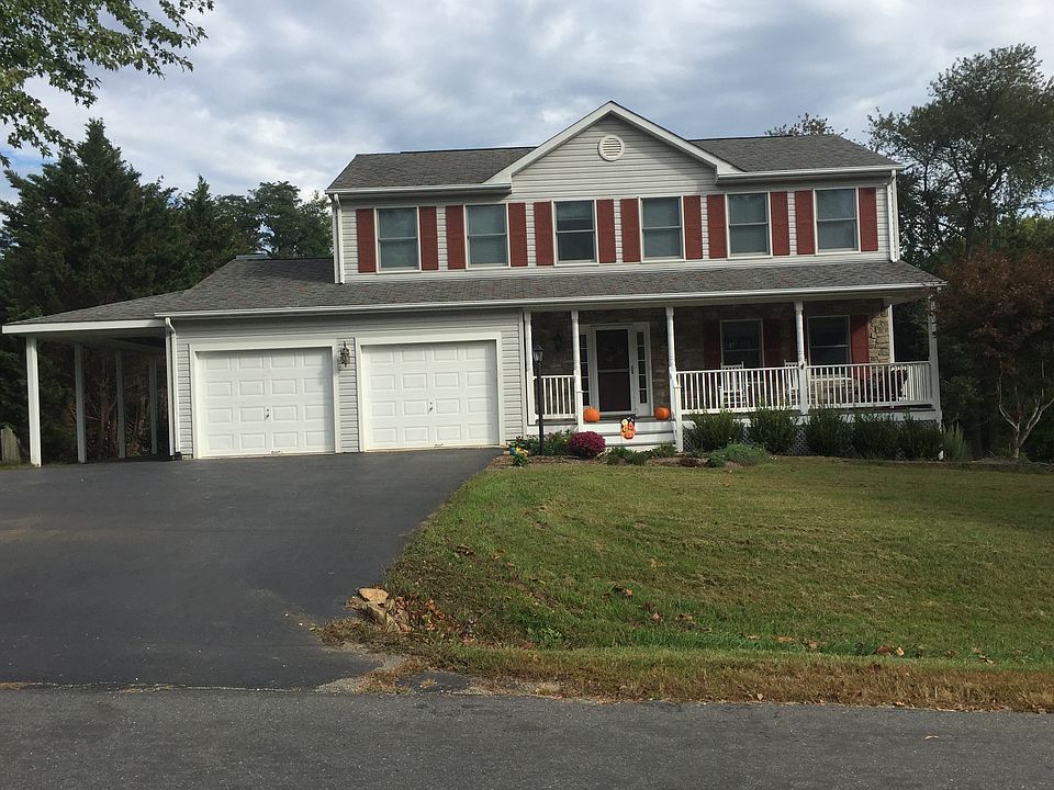 1st image of 35522 Sourwood Pl