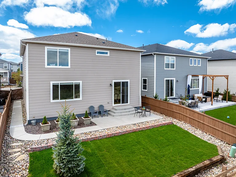 Lovely east facting patio for alfresco dining and entertaining