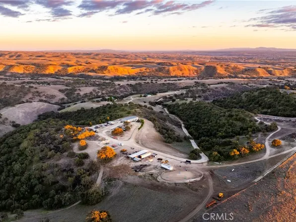 4265 Nickel Creek Rd, San Miguel, CA 93451