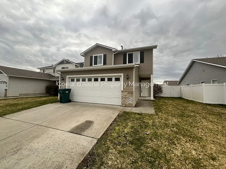 7355 N Calamonte Ln — Photo 2