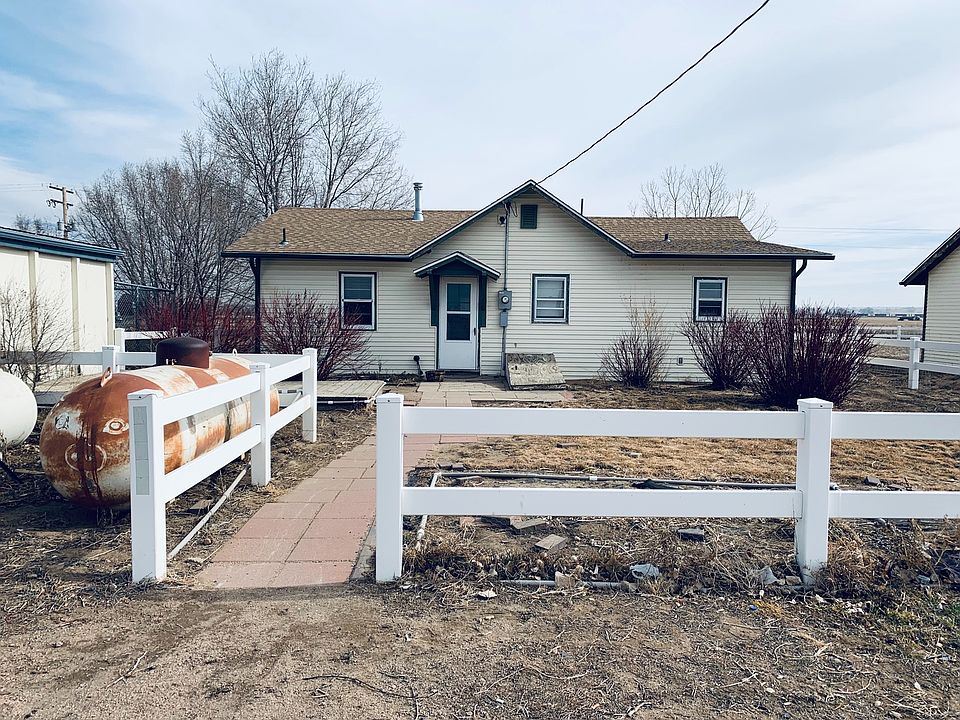 1st image of 19487 County Road 29