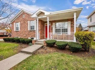 9425 162nd St, Orland Park, IL 60467