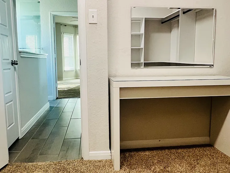 603 Hirsch Trl — Photo 21