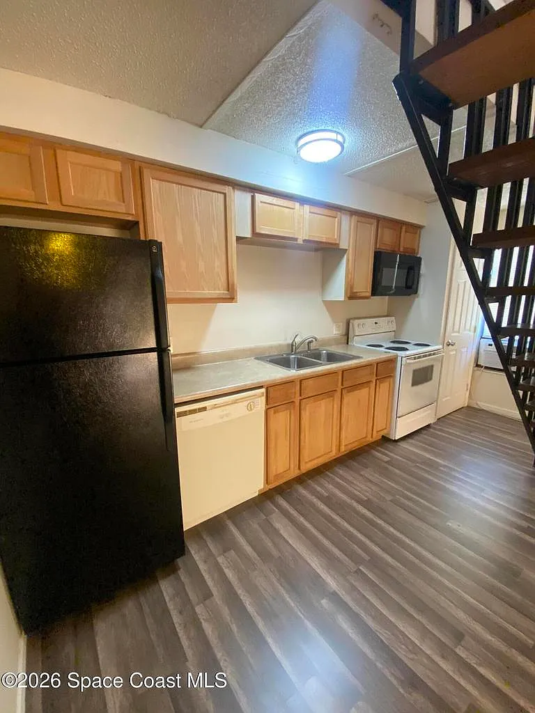 4412 Overlook Dr - 1 — Photo 4