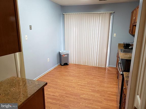 5th image of 15809 Deer Creek Ct