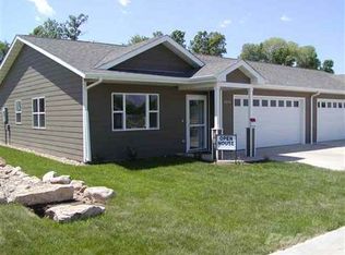 1334 Silverbrook Ln, Spearfish, SD 57783