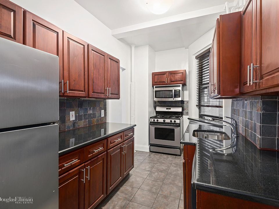 1st image of 115 W 73rd St APT 4A